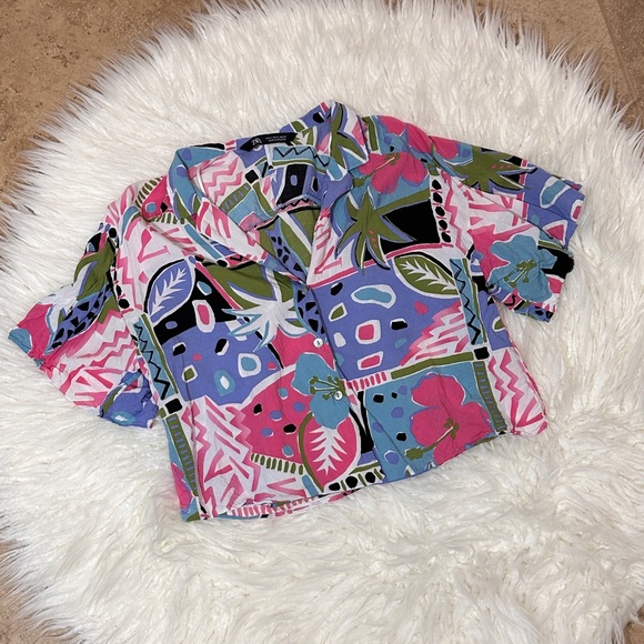 Zara Tops - #108 Zara Print Button Front
